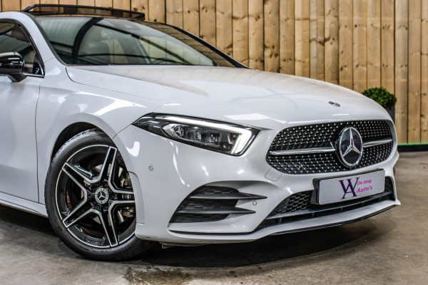 Mercedes-Benz A-Klasse 200 AMG *Pano*Camera*Stoelverwarming*Ambienteverlichting*