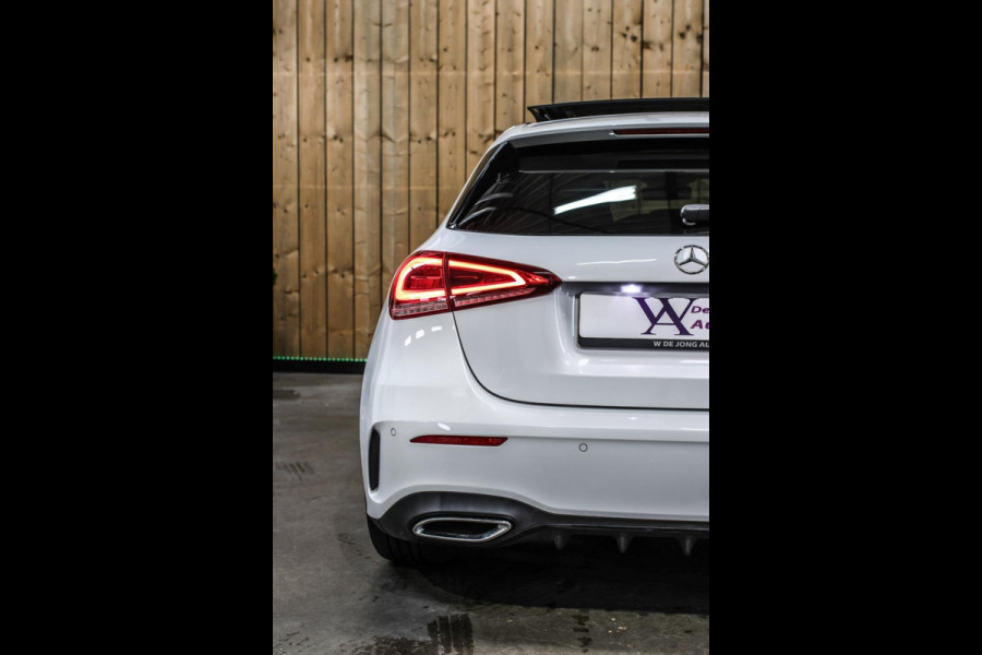 Mercedes-Benz A-Klasse 200 AMG *Pano*Camera*Stoelverwarming*Ambienteverlichting*