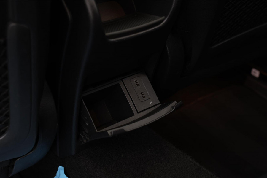 Mercedes-Benz A-Klasse 200 AMG *Pano*Camera*Stoelverwarming*Ambienteverlichting*