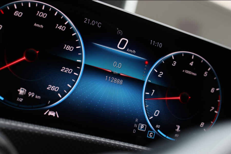 Mercedes-Benz A-Klasse 200 AMG *Pano*Camera*Stoelverwarming*Ambienteverlichting*