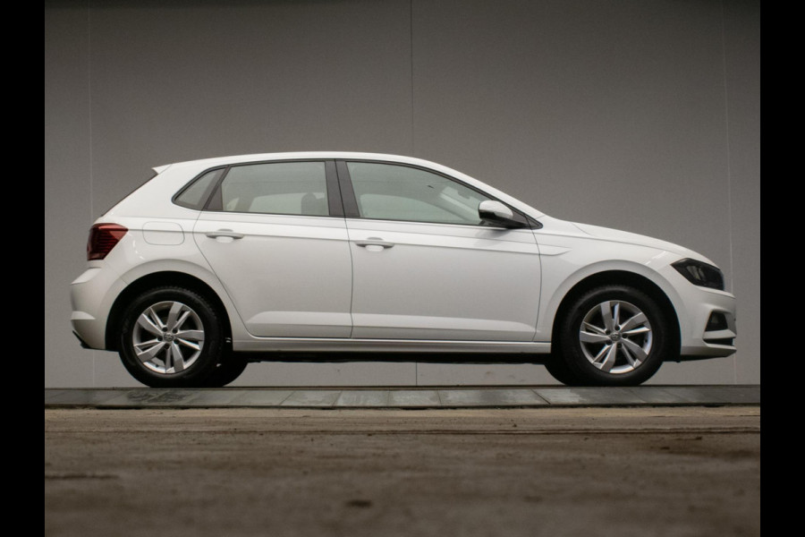 Volkswagen Polo 1.0 TSI Comfortline Sport (APPLE CARPLAY,NAVI,ADAPTIVE CRUISE,LED,DAB,SPORTSTOELEN,LM VELGEN,NETTE STAAT)