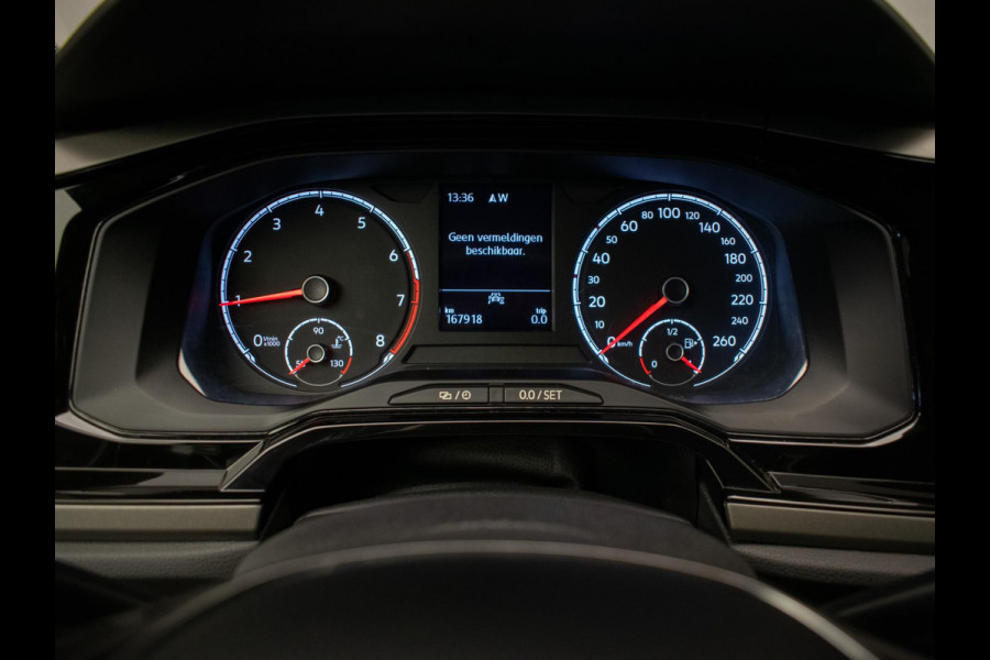 Volkswagen Polo 1.0 TSI Comfortline Sport (APPLE CARPLAY,NAVI,ADAPTIVE CRUISE,LED,DAB,SPORTSTOELEN,LM VELGEN,NETTE STAAT)