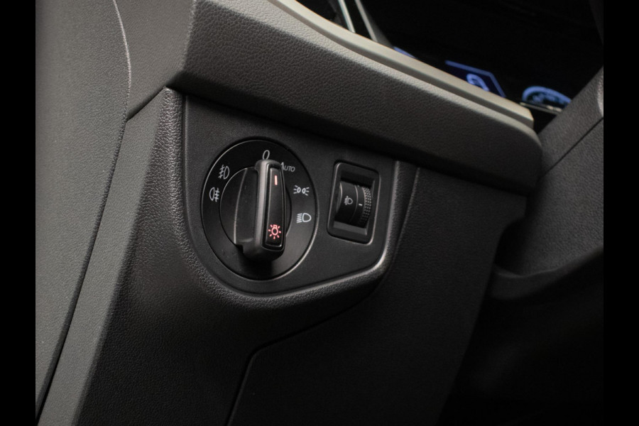 Volkswagen Polo 1.0 TSI Comfortline Sport (APPLE CARPLAY,NAVI,ADAPTIVE CRUISE,LED,DAB,SPORTSTOELEN,LM VELGEN,NETTE STAAT)