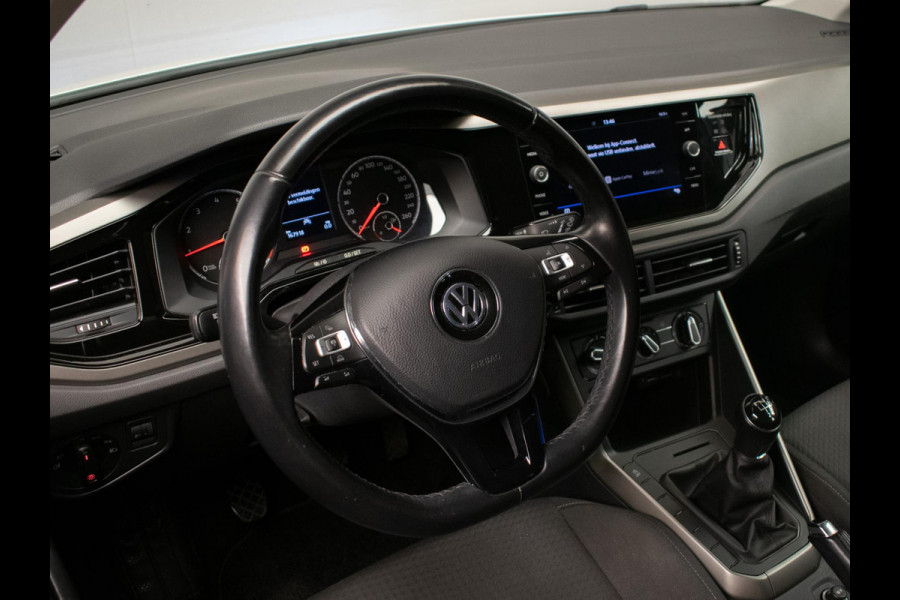 Volkswagen Polo 1.0 TSI Comfortline Sport (APPLE CARPLAY,NAVI,ADAPTIVE CRUISE,LED,DAB,SPORTSTOELEN,LM VELGEN,NETTE STAAT)