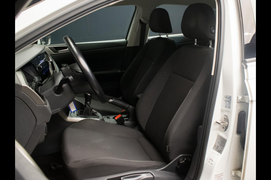 Volkswagen Polo 1.0 TSI Comfortline Sport (APPLE CARPLAY,NAVI,ADAPTIVE CRUISE,LED,DAB,SPORTSTOELEN,LM VELGEN,NETTE STAAT)