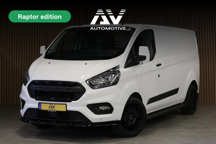 Ford Transit Custom 340 2.0 TDCI 190 PK L2H1 | Raptor Edition | Blind Spot | Bi-Xenon | Navigatie | Camera | CarPlay | 3-Zitter | DAB | Cruise control | PDC V+A | LED | Nieuwe APK | Dealer onderhouden