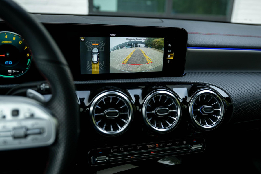 Mercedes-Benz CLA-Klasse Shooting Brake 250 e AMG ACC HuD Panorama Multibeam MANUFAKTUR