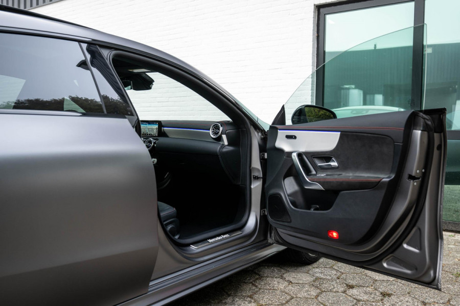 Mercedes-Benz CLA-Klasse Shooting Brake 250 e AMG ACC HuD Panorama Multibeam MANUFAKTUR