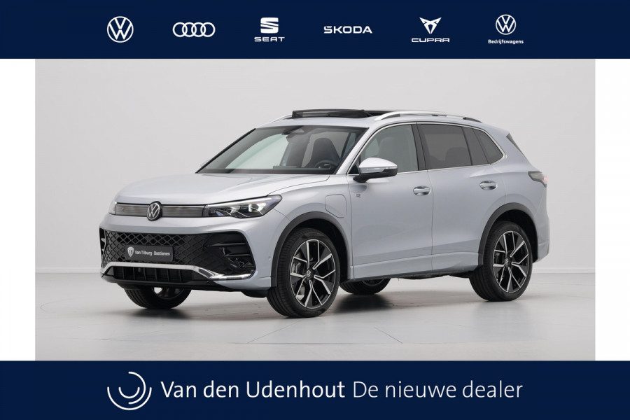 Volkswagen Tiguan 1.5 eHybrid 204 6DSG R-Line Edition Automaat | Black Style Pakket