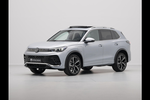 Volkswagen Tiguan 1.5 eHybrid 204 6DSG R-Line Edition Automaat | Black Style Pakket