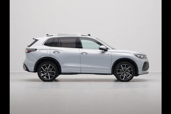 Volkswagen Tiguan 1.5 eHybrid 204 6DSG R-Line Edition Automaat | Black Style Pakket