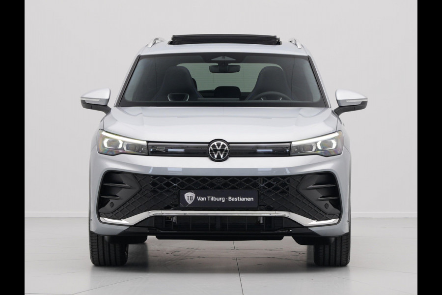 Volkswagen Tiguan 1.5 eHybrid 204 6DSG R-Line Edition Automaat | Black Style Pakket