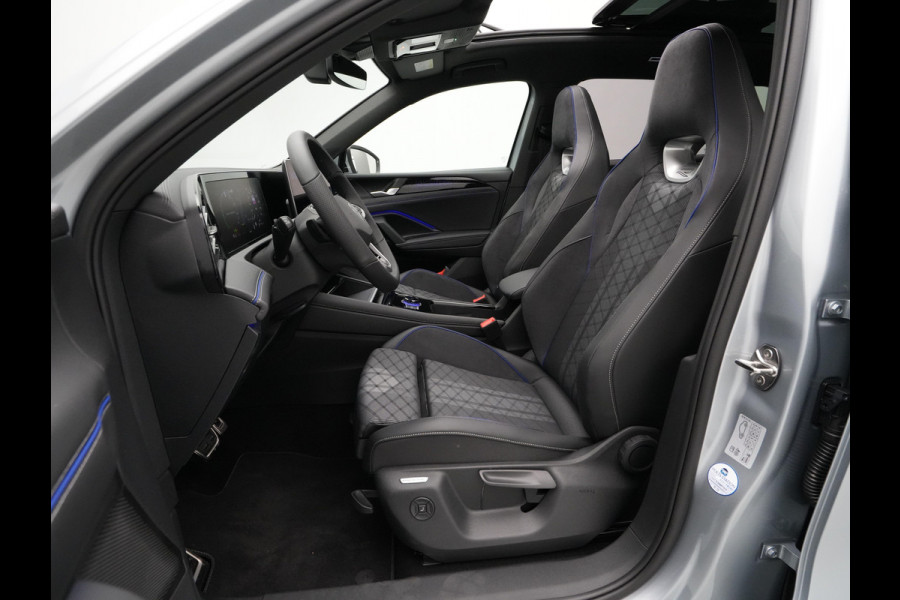 Volkswagen Tiguan 1.5 eHybrid 204 6DSG R-Line Edition Automaat | Black Style Pakket