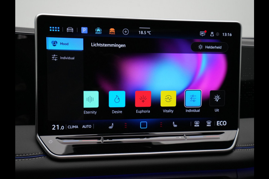 Volkswagen Tiguan 1.5 eHybrid 204 6DSG R-Line Edition Automaat | Black Style Pakket