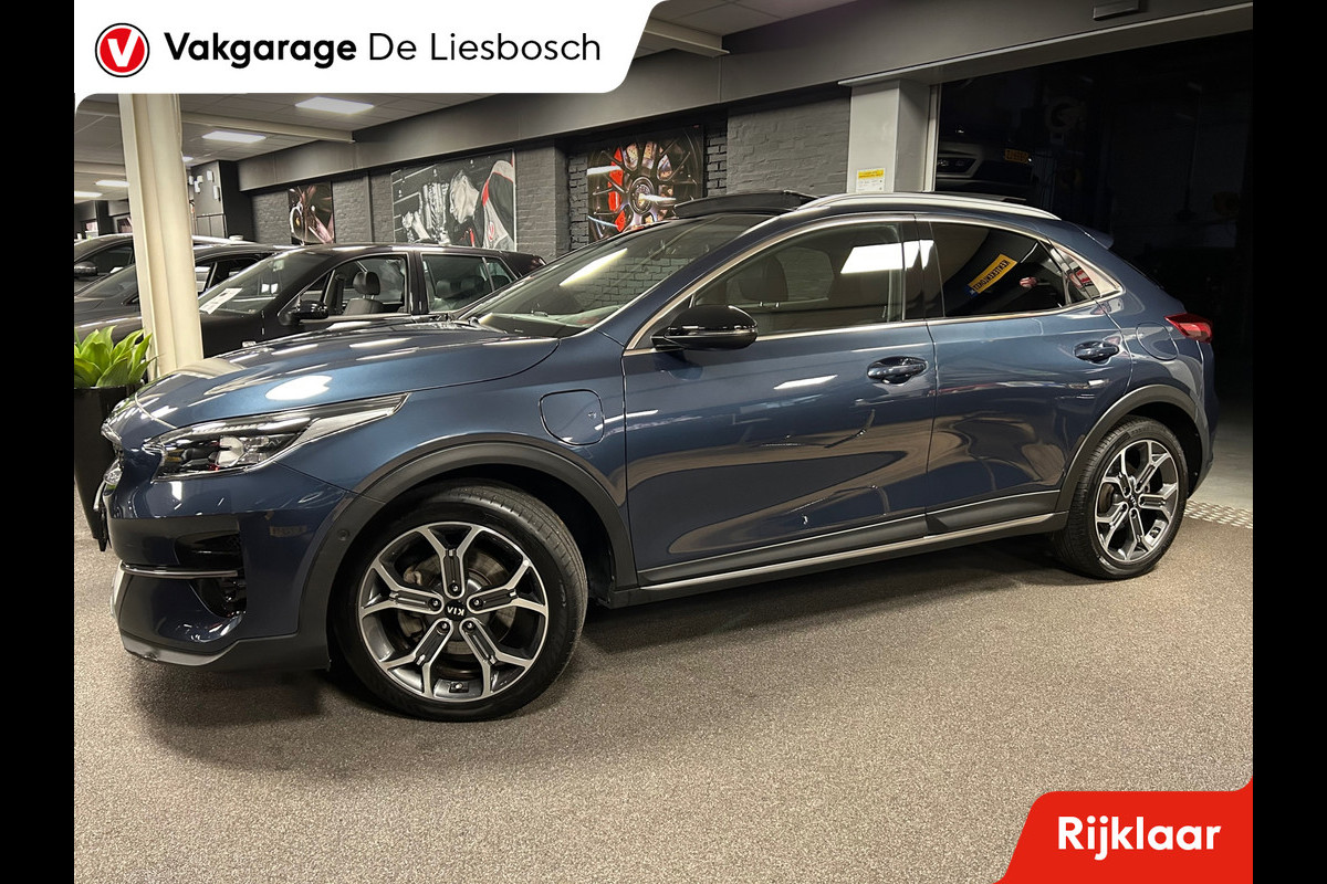 Kia Xceed 1.6 GDi PHEV ExecutiveLine / Leder / panorama-dak /stoel koeling en verwarming Kia Xceed 1.6 GDi PHEV ExecutiveLine / Leder / panorama-dak /stoel koeling en verwarming