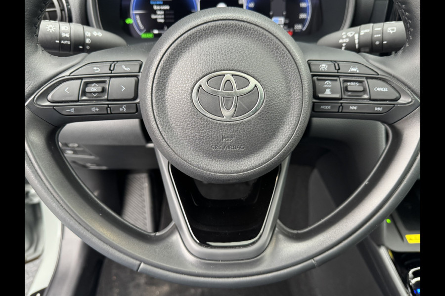 Toyota Yaris Cross 1.5 Hybrid 130 Launch Edition / bi tone | Pano dak | JBL | 360 camera | Head-up | Rijklaar!!