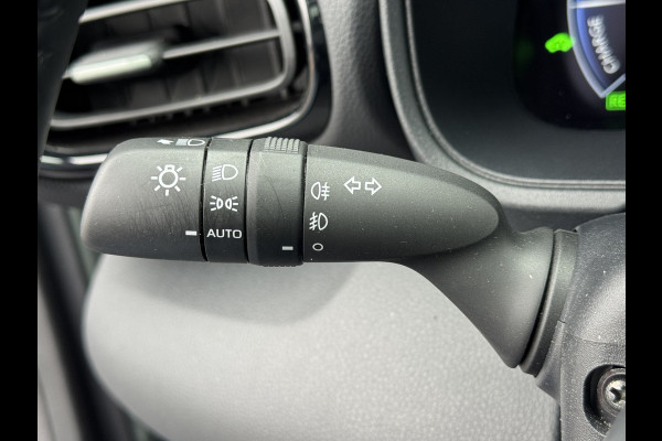 Toyota Yaris Cross 1.5 Hybrid 130 Launch Edition / bi tone | Pano dak | JBL | 360 camera | Head-up | Rijklaar!!