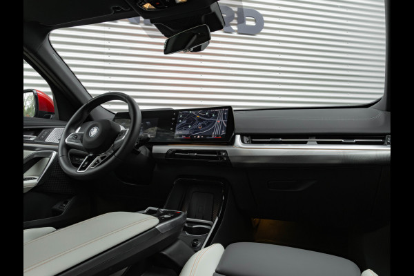 BMW iX2 eDrive20 M-Sport Pro - ACC - Head-up - Harman Kardon
