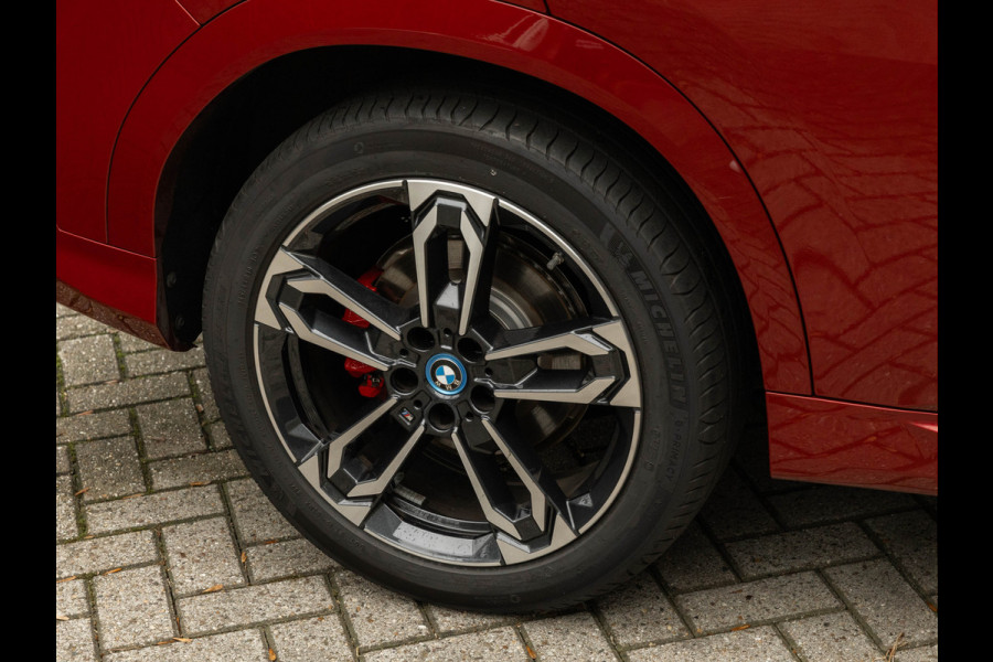 BMW iX2 eDrive20 M-Sport Pro - ACC - Head-up - Harman Kardon