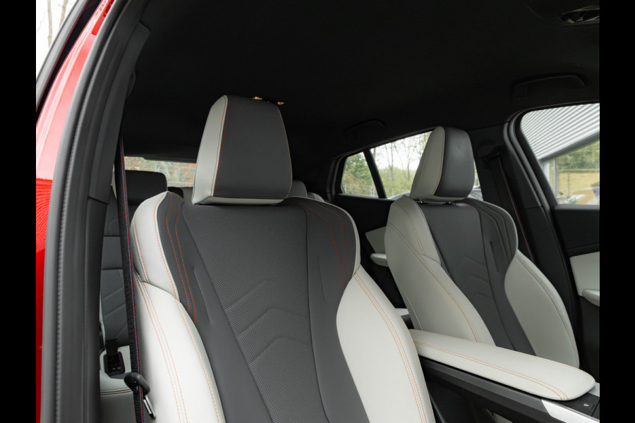 BMW iX2 eDrive20 M-Sport Pro - ACC - Head-up - Harman Kardon