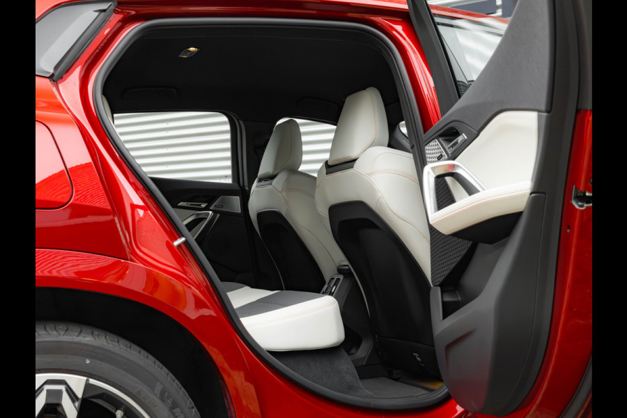 BMW iX2 eDrive20 M-Sport Pro - ACC - Head-up - Harman Kardon