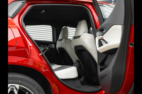 BMW iX2 eDrive20 M-Sport Pro - ACC - Head-up - Harman Kardon
