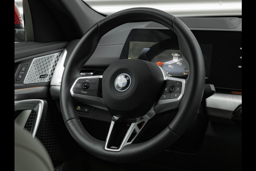 BMW iX2 eDrive20 M-Sport Pro - ACC - Head-up - Harman Kardon