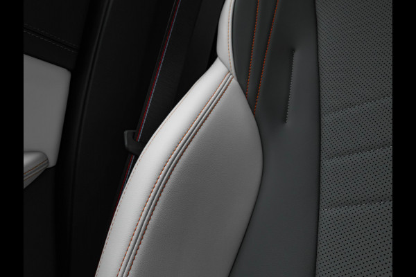 BMW iX2 eDrive20 M-Sport Pro - ACC - Head-up - Harman Kardon