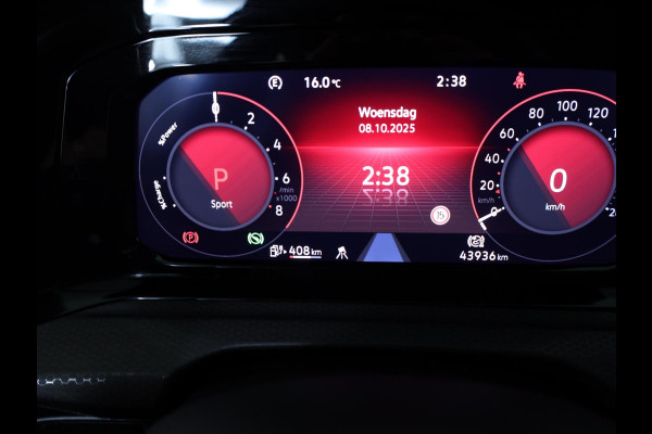 Volkswagen Golf 1.4 eHybrid Style 204 PK PHEV | Panorama dak | 18" LM velgen | Keyless entry | Side assist |