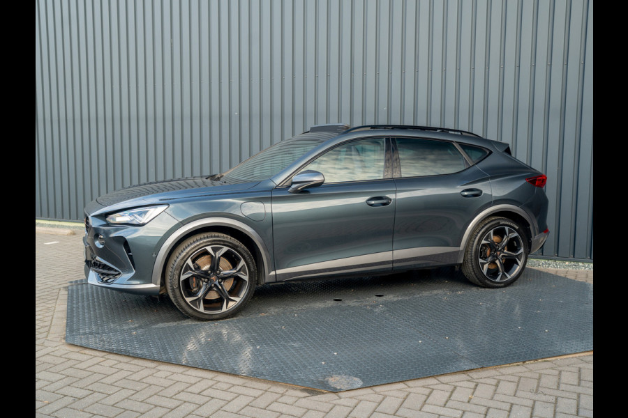 CUPRA Formentor 1.4 e-Hybrid 245Pk VZ Copper Edition | Panodak | Keyless | Camera | Prijs Rijklaar!!