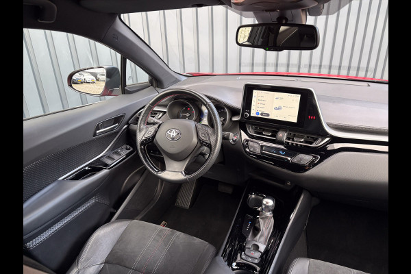 Toyota C-HR 1.8 Hybrid GR-Sport | Dodehoek sensoren | Stoel & Stuur verw. | 19'' | Prijs Rijklaar!!