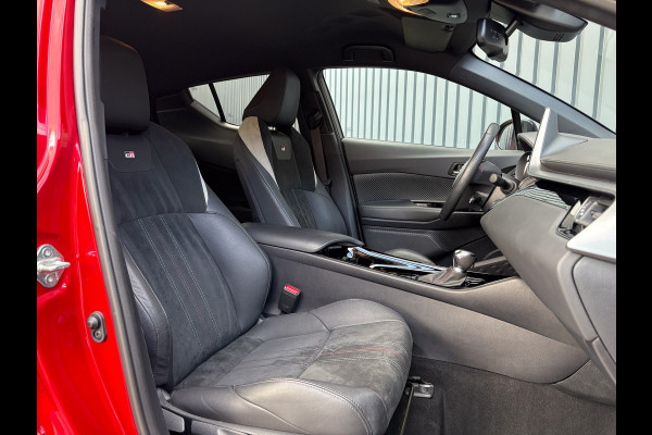 Toyota C-HR 1.8 Hybrid GR-Sport | Dodehoek sensoren | Stoel & Stuur verw. | 19'' | Prijs Rijklaar!!