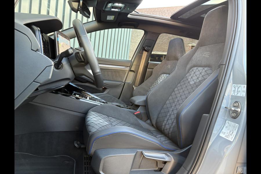 Volkswagen GOLF Variant 1.5 eTSI R-Line Edition | Pano | Trekhaak wegkl. | IQ Light | Head Up | Elk. A-klep | Prijs Rijklaar!!