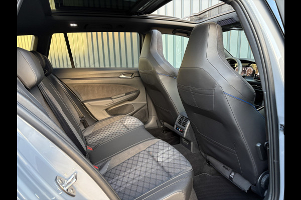 Volkswagen GOLF Variant 1.5 eTSI R-Line Edition | Pano | Trekhaak wegkl. | IQ Light | Head Up | Elk. A-klep | Prijs Rijklaar!!