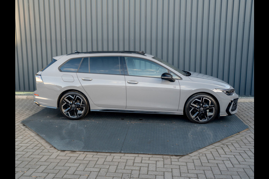 Volkswagen GOLF Variant 1.5 eTSI R-Line Edition | Pano | Trekhaak wegkl. | IQ Light | Head Up | Elk. A-klep | Prijs Rijklaar!!