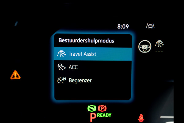 Volkswagen GOLF Variant 1.5 eTSI R-Line Edition | Pano | Trekhaak wegkl. | IQ Light | Head Up | Elk. A-klep | Prijs Rijklaar!!
