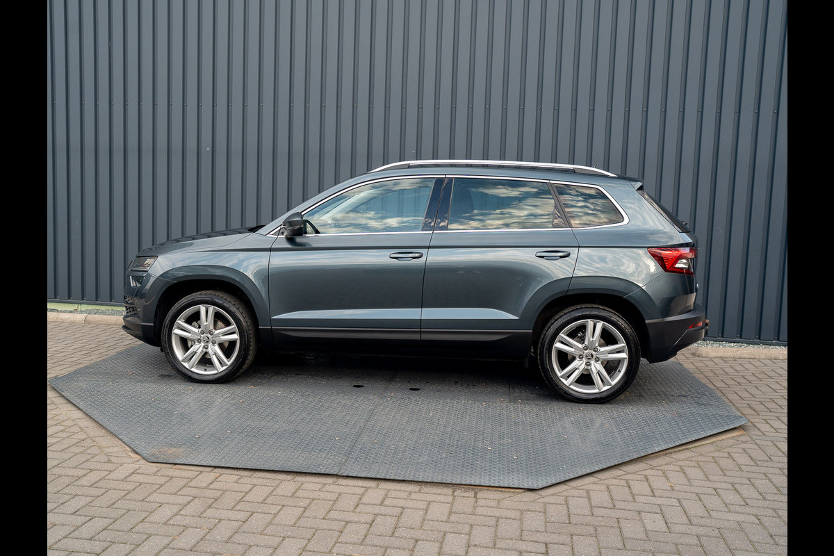 Škoda Karoq 1.0 TSI Business Edition Plus | Trekhaak wegkl. | Camera | Prijs Rijklaar!! Škoda Karoq 1.0 TSI Business Edition Plus | Trekhaak wegkl. | Camera | Prijs Rijklaar!!