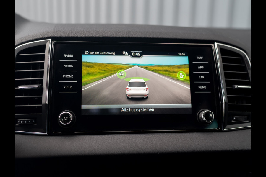Škoda Karoq 1.0 TSI Business Edition Plus | Trekhaak wegkl. | Camera | Prijs Rijklaar!!