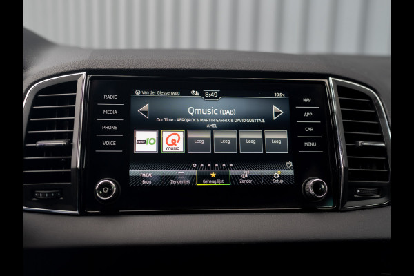 Škoda Karoq 1.0 TSI Business Edition Plus | Trekhaak wegkl. | Camera | Prijs Rijklaar!!
