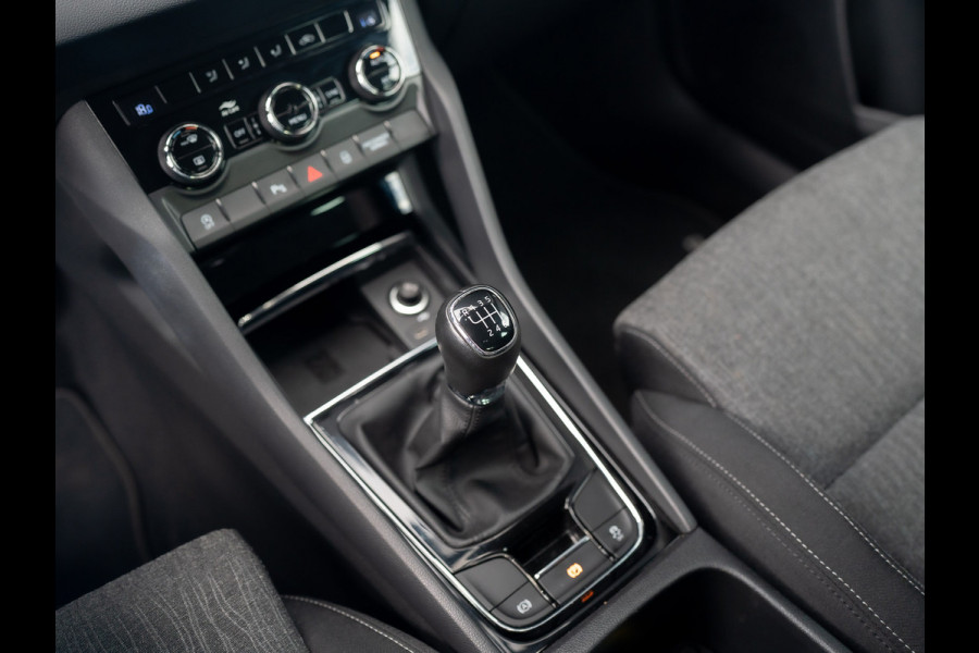 Škoda Karoq 1.0 TSI Business Edition Plus | Trekhaak wegkl. | Camera | Prijs Rijklaar!!