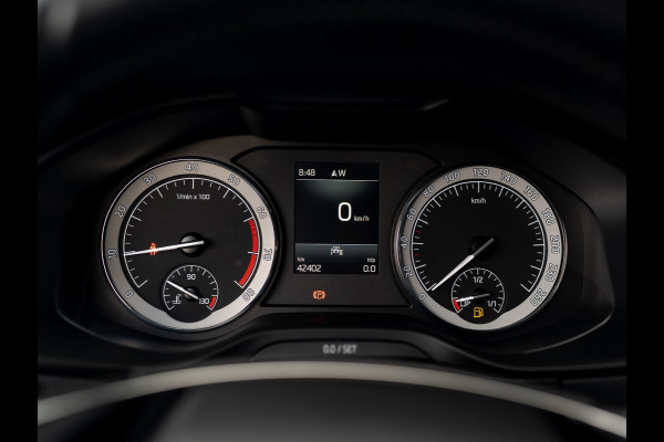 Škoda Karoq 1.0 TSI Business Edition Plus | Trekhaak wegkl. | Camera | Prijs Rijklaar!!