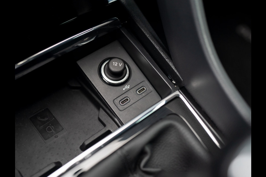 Škoda Karoq 1.0 TSI Business Edition Plus | Trekhaak wegkl. | Camera | Prijs Rijklaar!!