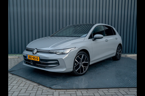 Volkswagen Golf 1.5 eTSI 50 Jaar Edition | Panodak | Stoelgeheugen | Trekhaak Elk. Wegkl. | Harman/ Kardon | Prijs Rijklaar!!