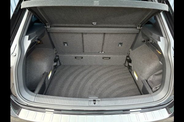 Volkswagen Tiguan 1.5 TSI R-Line Business+ | Leder | Stoelgeheugen | IQ Light | Elk. A-klep | Prijs Rijklaar!!