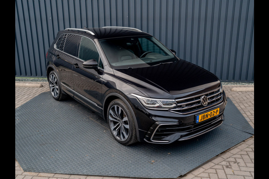 Volkswagen Tiguan 1.5 TSI R-Line Business+ | Leder | Stoelgeheugen | IQ Light | Elk. A-klep | Prijs Rijklaar!!