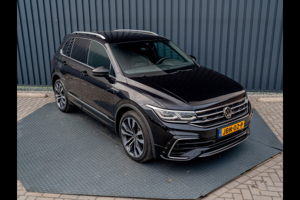 Volkswagen Tiguan 1.5 TSI R-Line Business+ | Leder | Stoelgeheugen | IQ Light | Elk. A-klep | Prijs Rijklaar!!