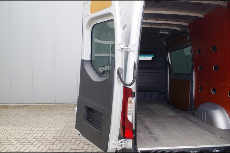 Mercedes-Benz Sprinter 319 3.0 V6 CDI L2H2 > 191pk/Luxe Bus/Dubbele schuifdeur/Luchtv. LED/Leer/Elektrisch verstelbare stoelen