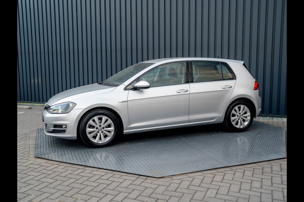 Volkswagen Golf 1.0 TSI 116Pk DSG Comfortline | Apple Carplay/ Android Auto | Parkeersensoren V&A | Navi | Prijs Rijklaar!!
