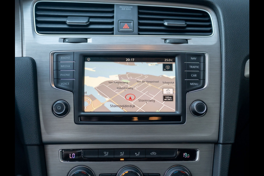 Volkswagen Golf 1.0 TSI 116Pk DSG Comfortline | Apple Carplay/ Android Auto | Parkeersensoren V&A | Navi | Prijs Rijklaar!!