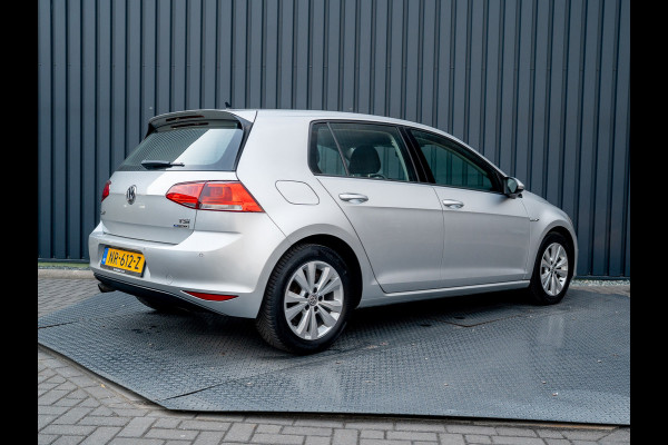 Volkswagen Golf 1.0 TSI 116Pk DSG Comfortline | Apple Carplay/ Android Auto | Parkeersensoren V&A | Navi | Prijs Rijklaar!!